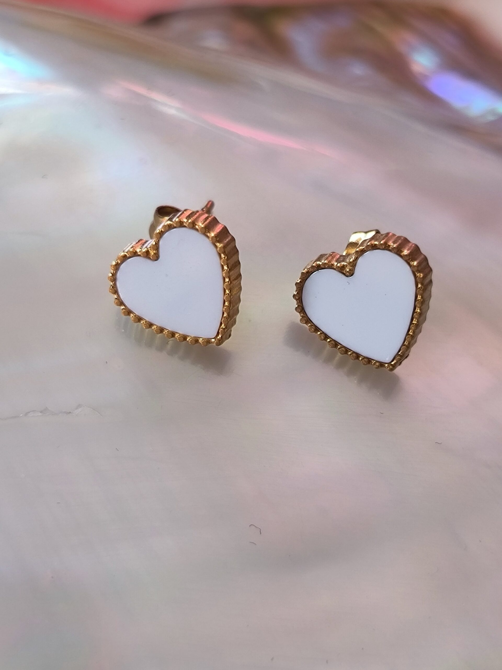 Boucle d oreille coeur blanc