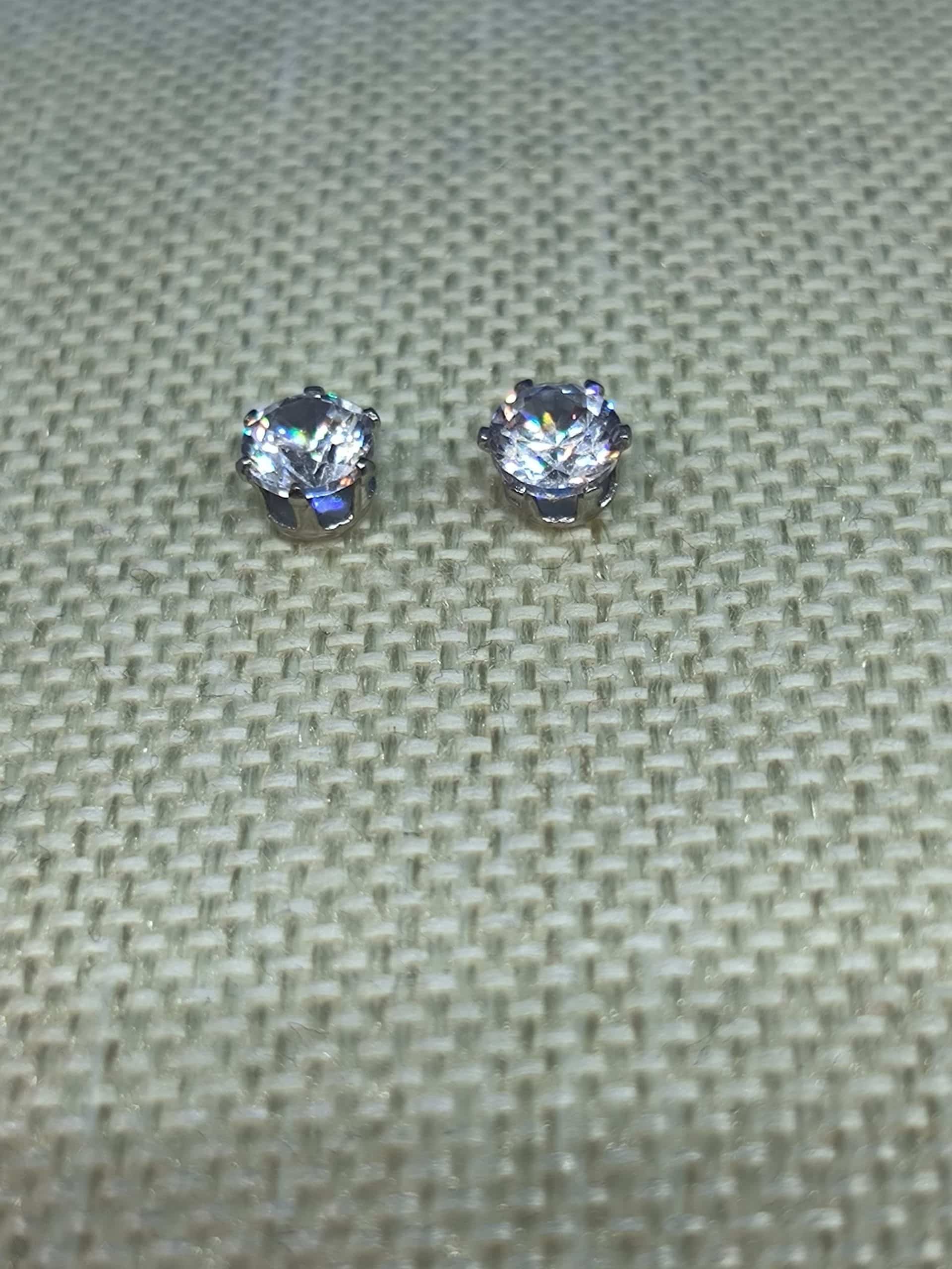Boucle d'oreille petit diam's
