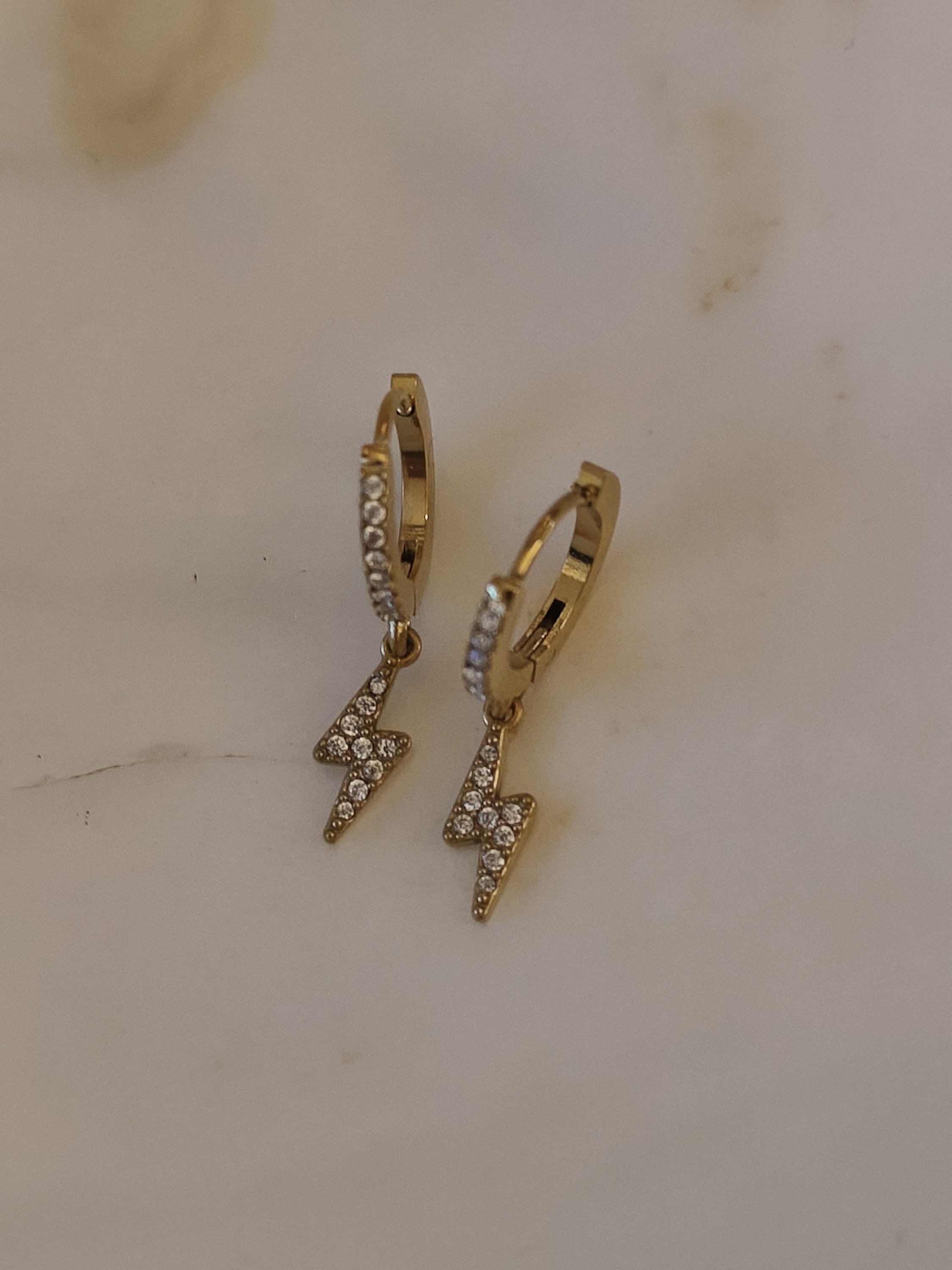 Boucle d'oreille créole éclair