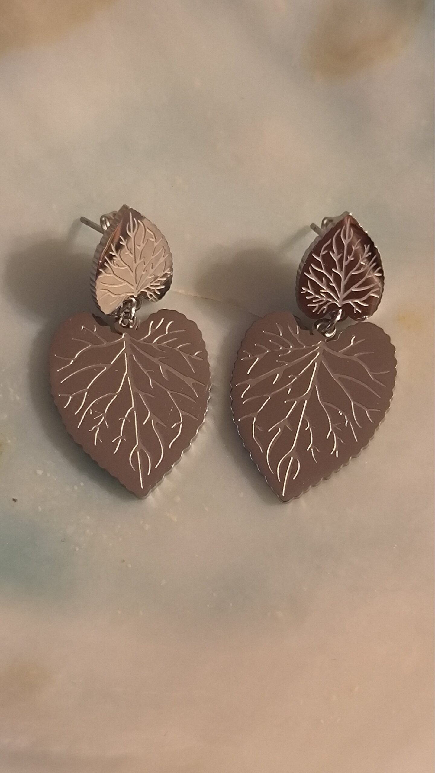 Boucle d'oreille feuille