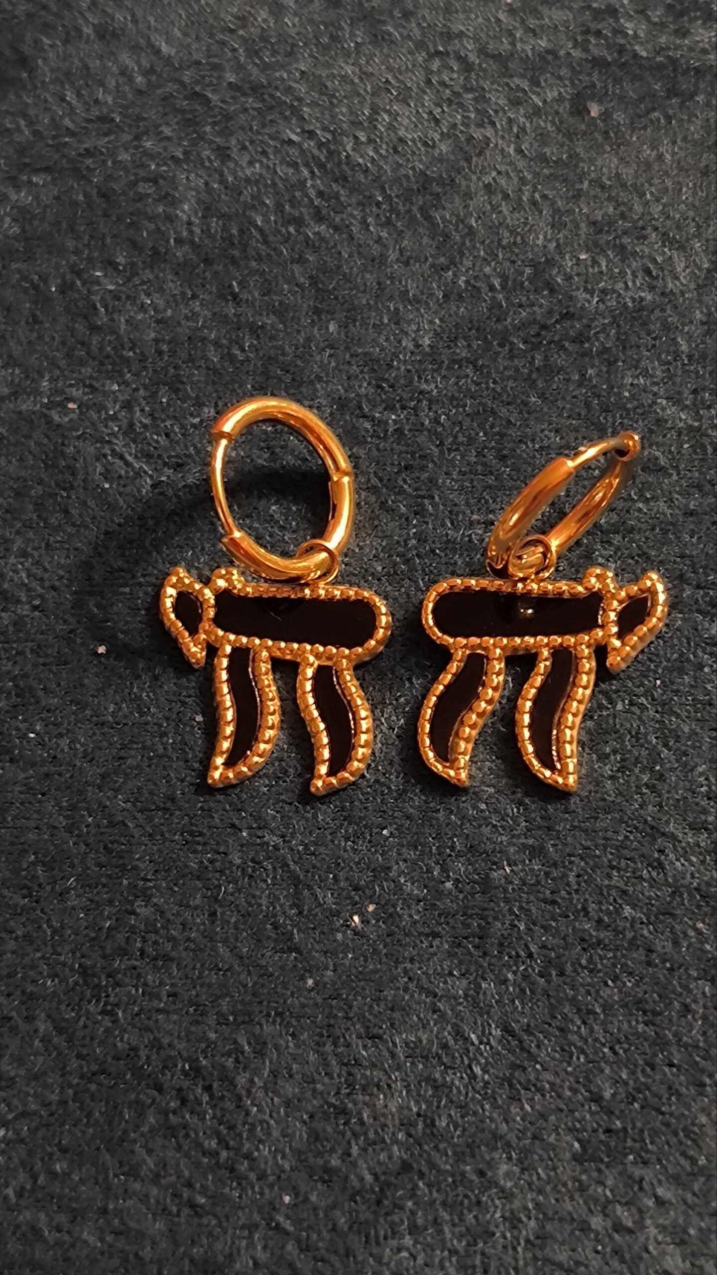 Boucle d'oreille Hai