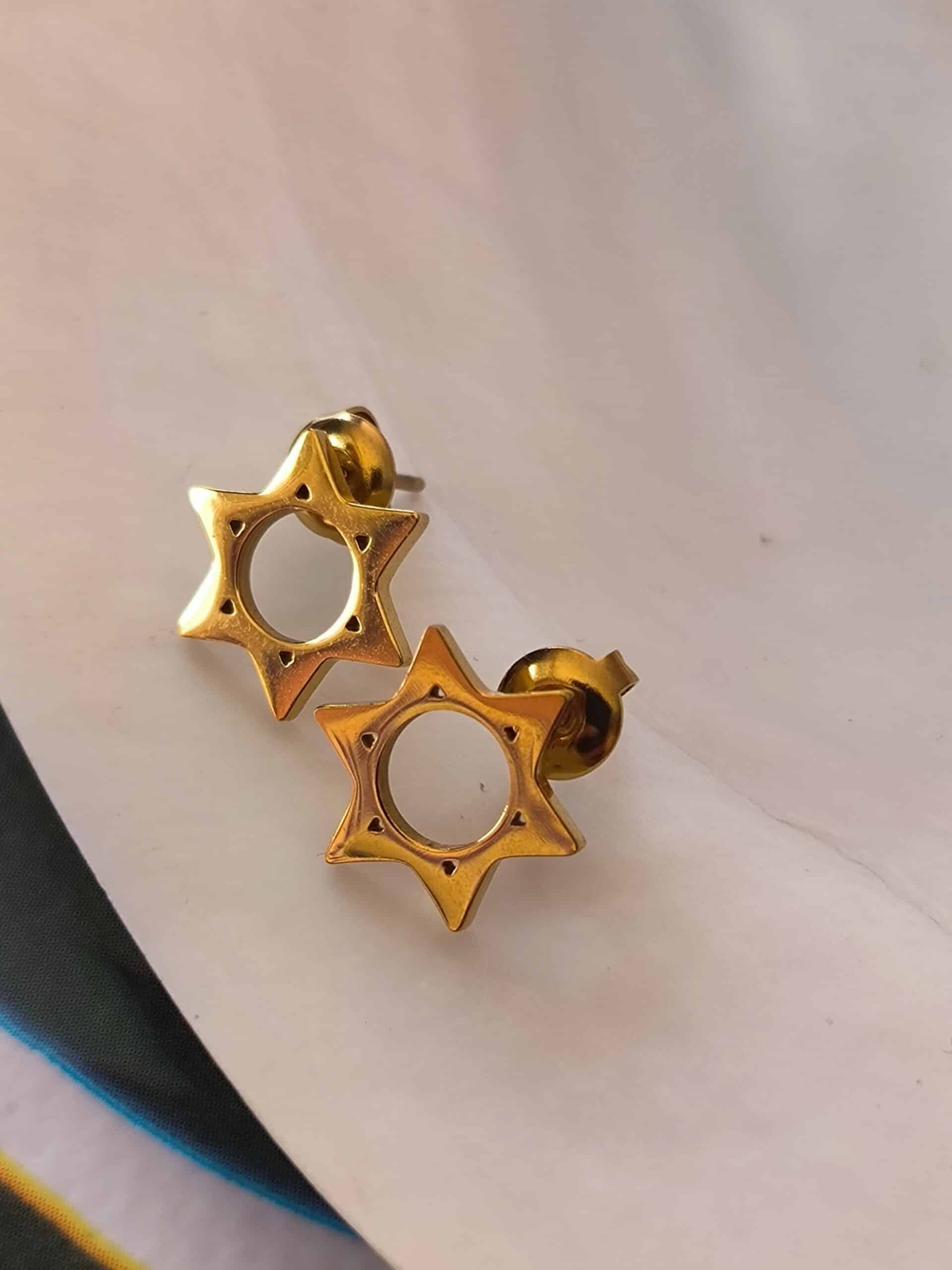 Boucle d'oreille maguen