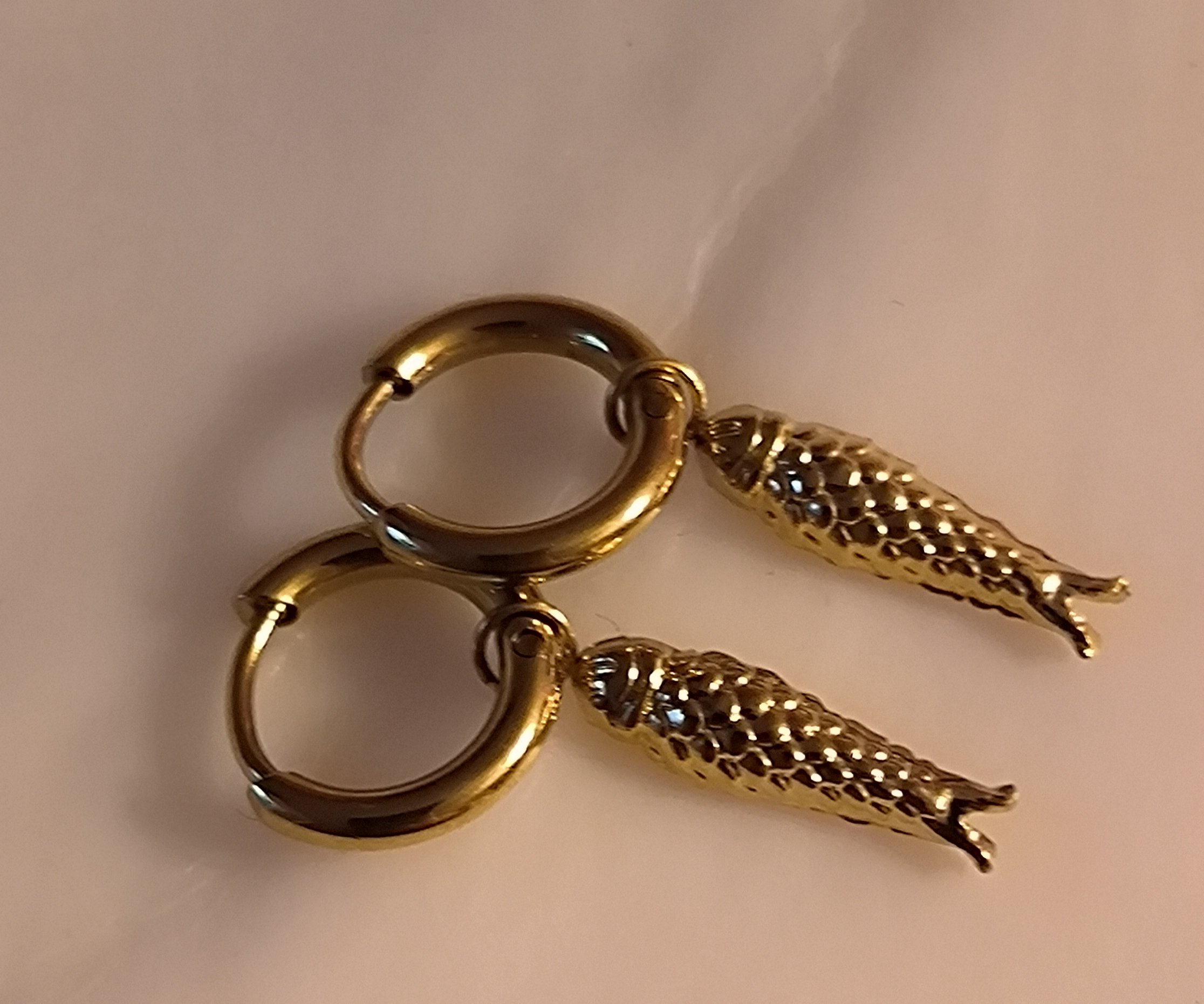 Boucle d'oreille petit poisson