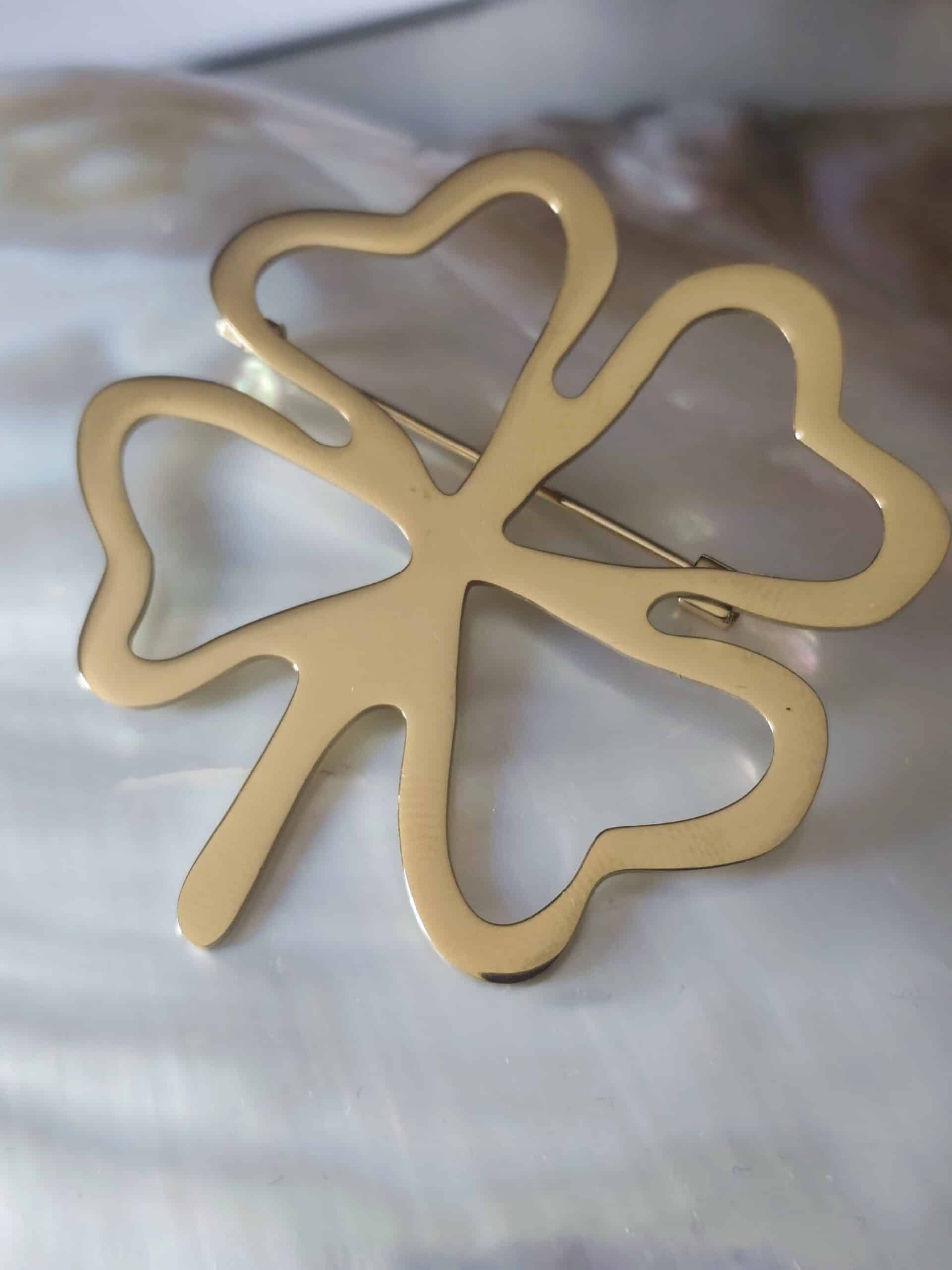Broche trèfle 4 feuille