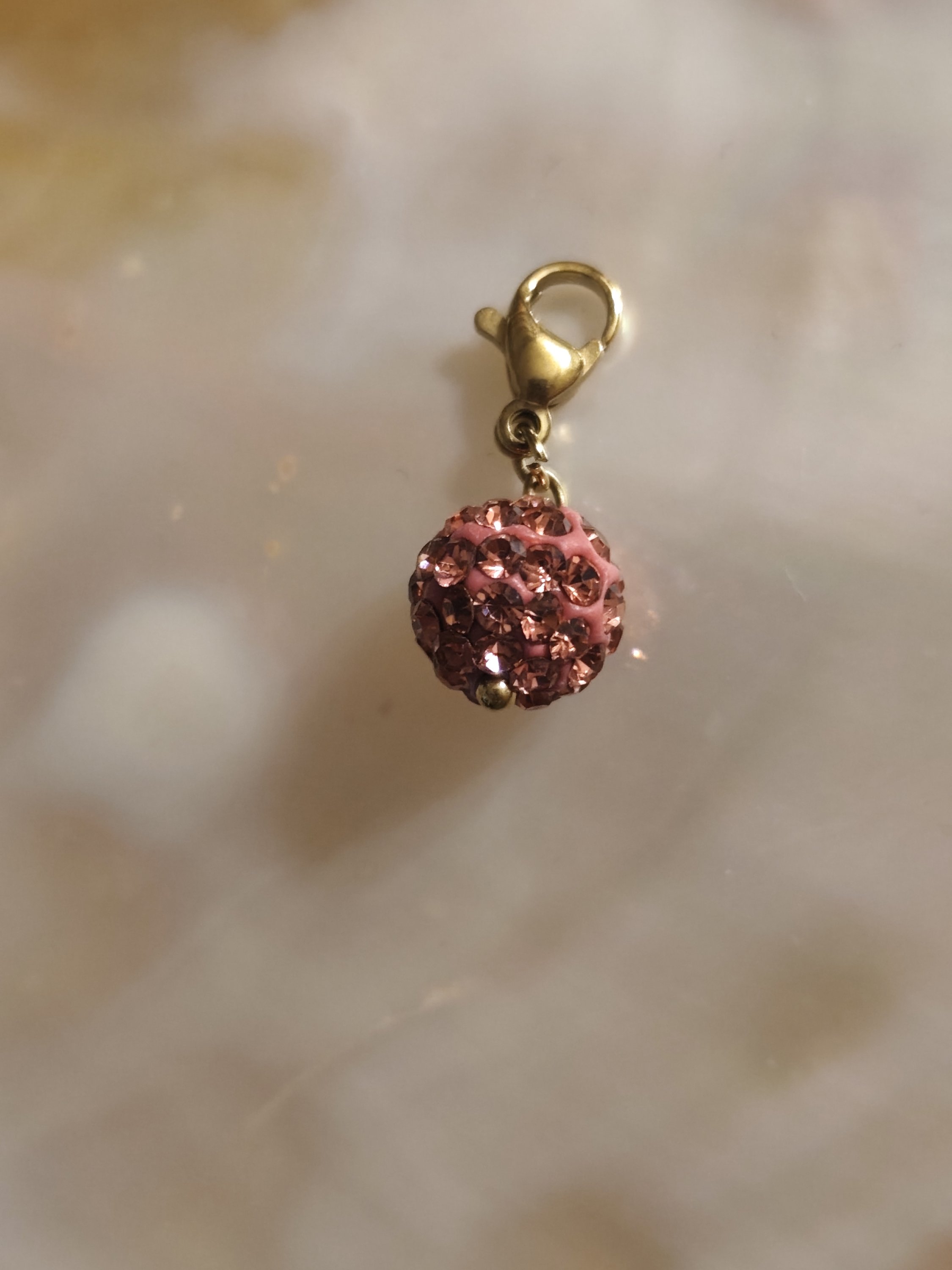Charm boule