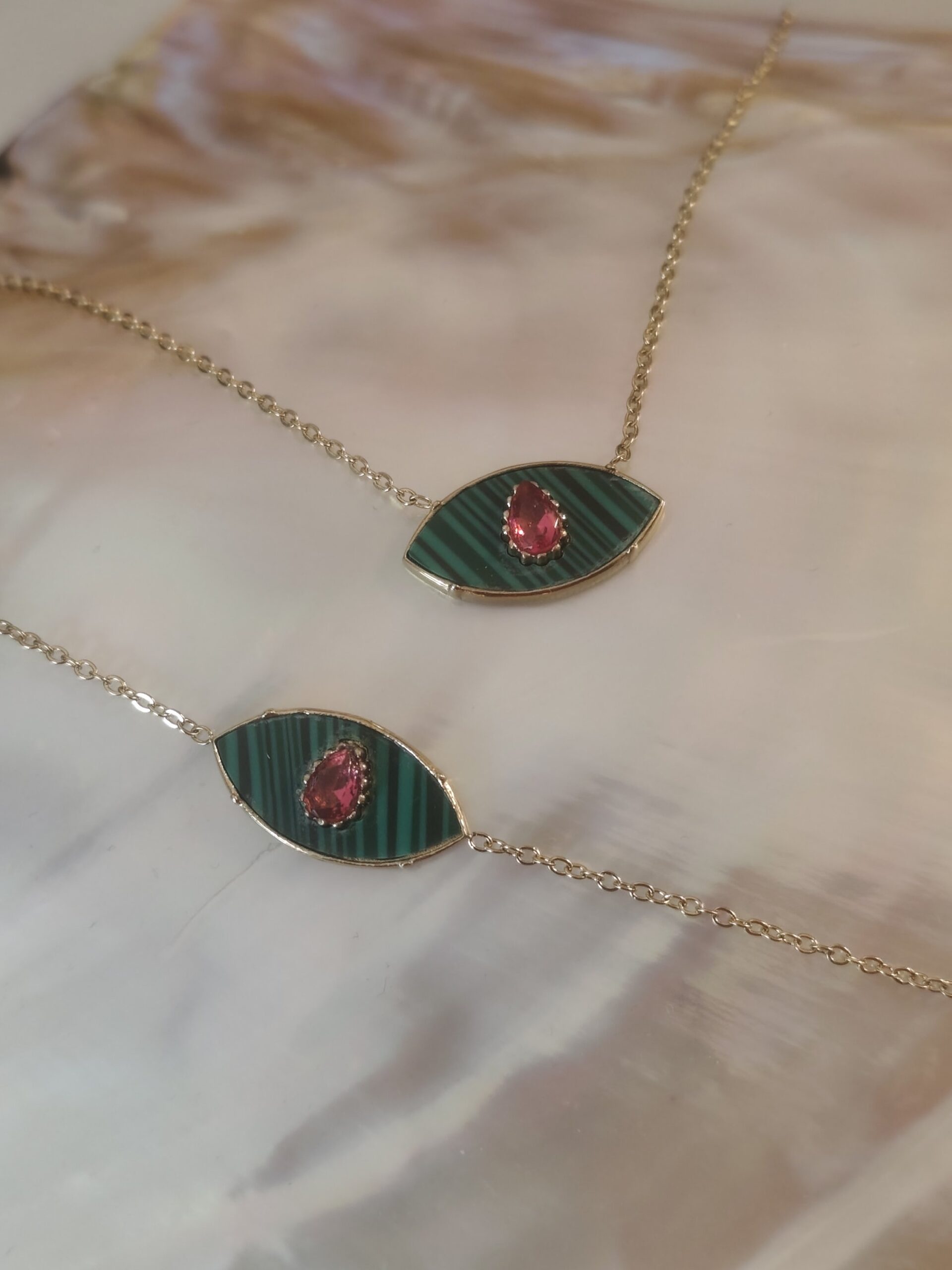 Parure oeil vert